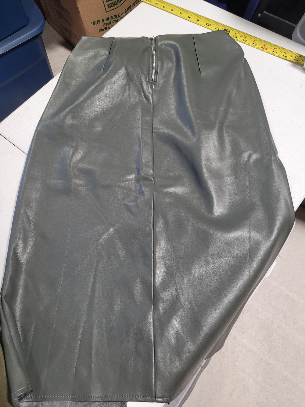 High-Waist Grey Twist Front Pencil Skirt with Front Slit - Picture 4 of 6